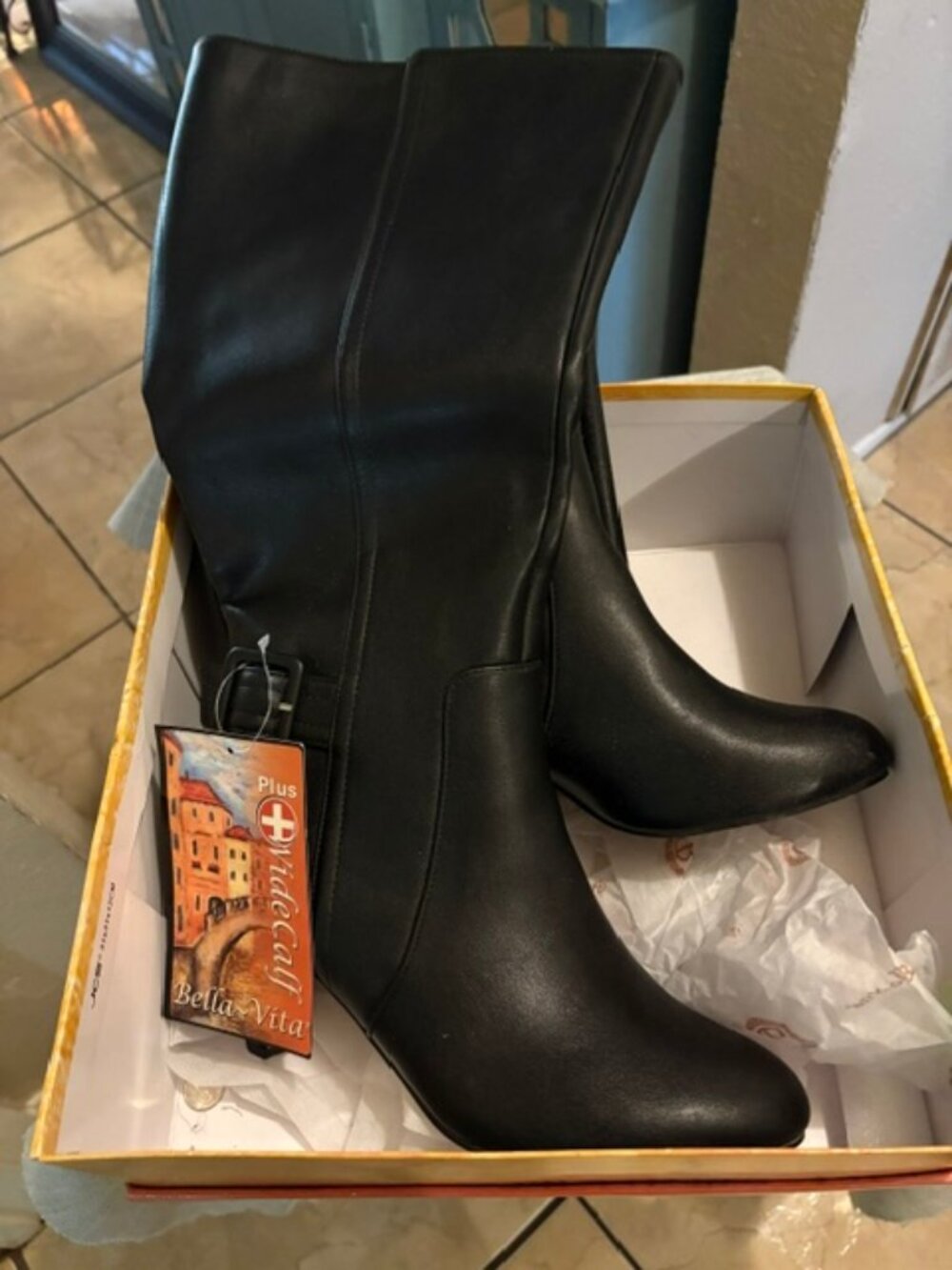 Bella Vita boots. sz10, New.  Quality man-made material Extra wide calf